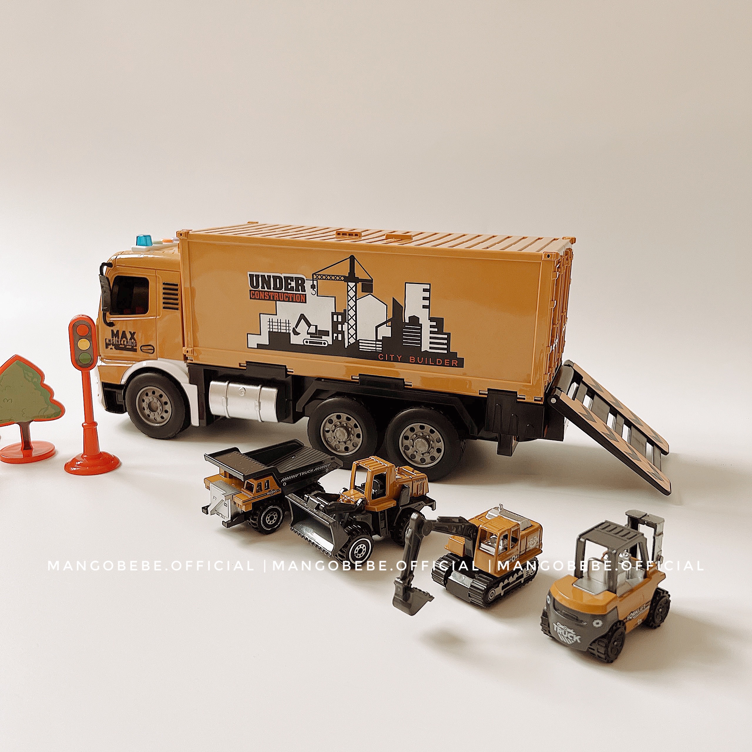 Set xe tải và máy xúc công trường