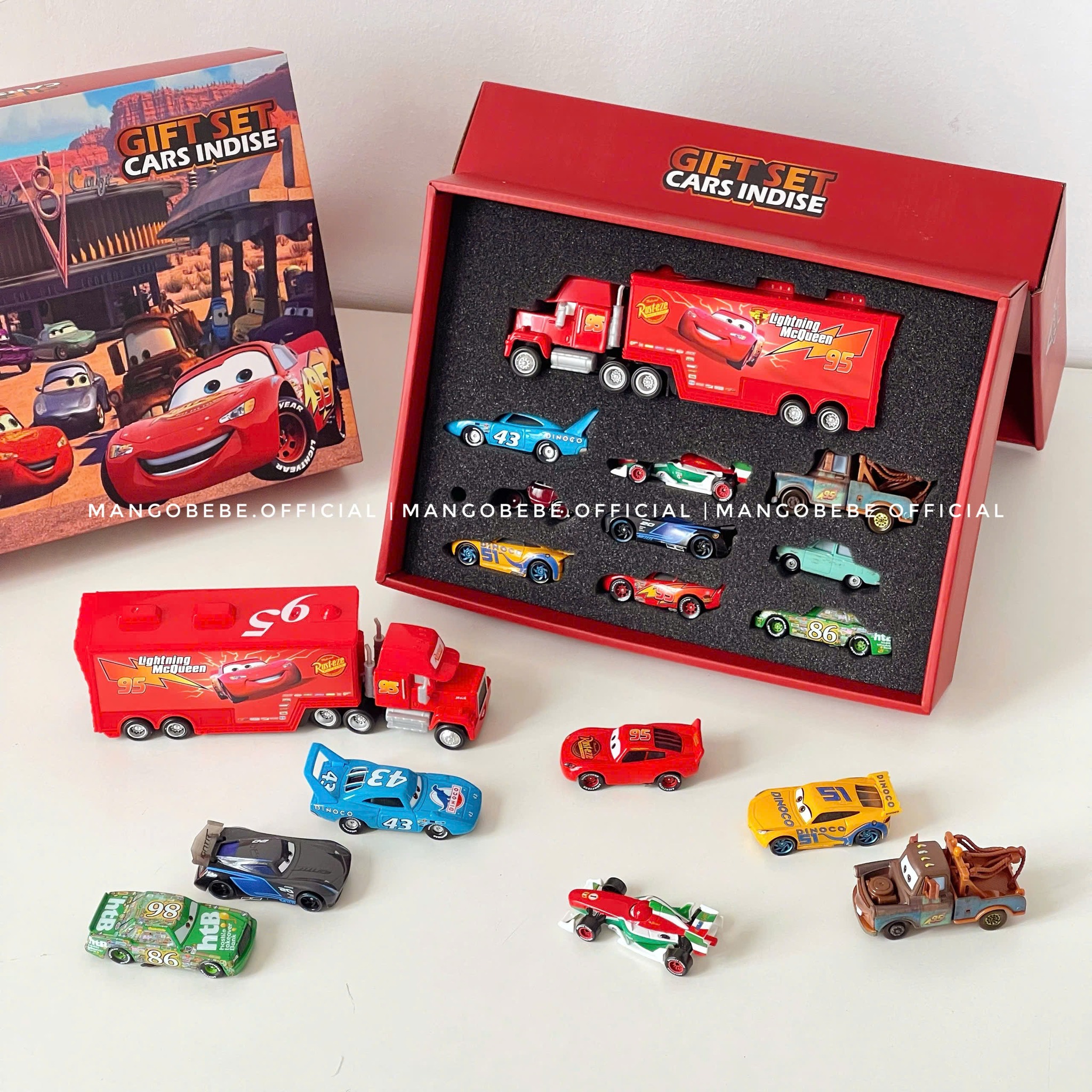 Hộp Quà Tặng Bộ Xe Đua Ô Tô Hợp Kim Lightning McQueen