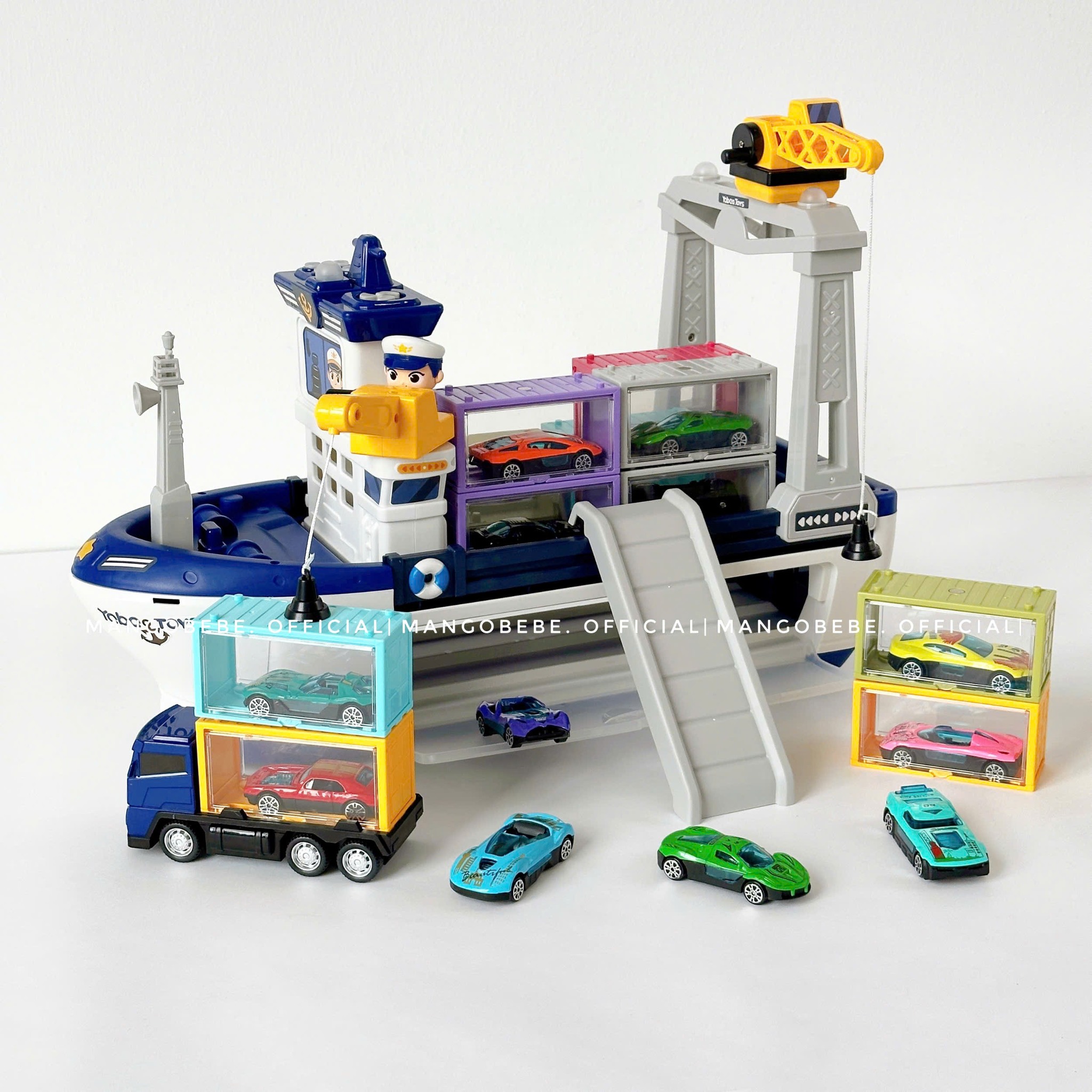Đồ Chơi Chiến Hạm Giant Container Ship 30pcs