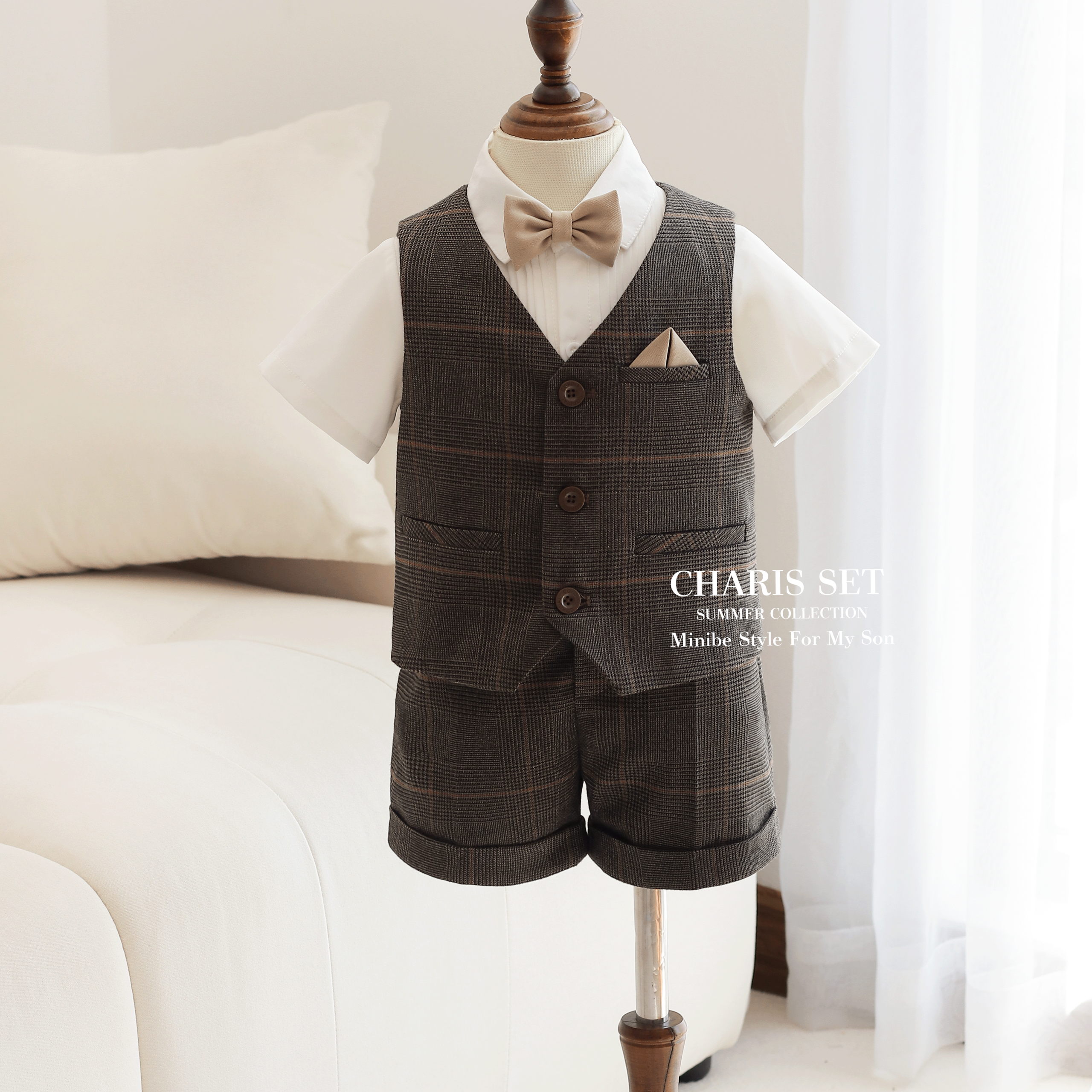 Charis Set & Karel